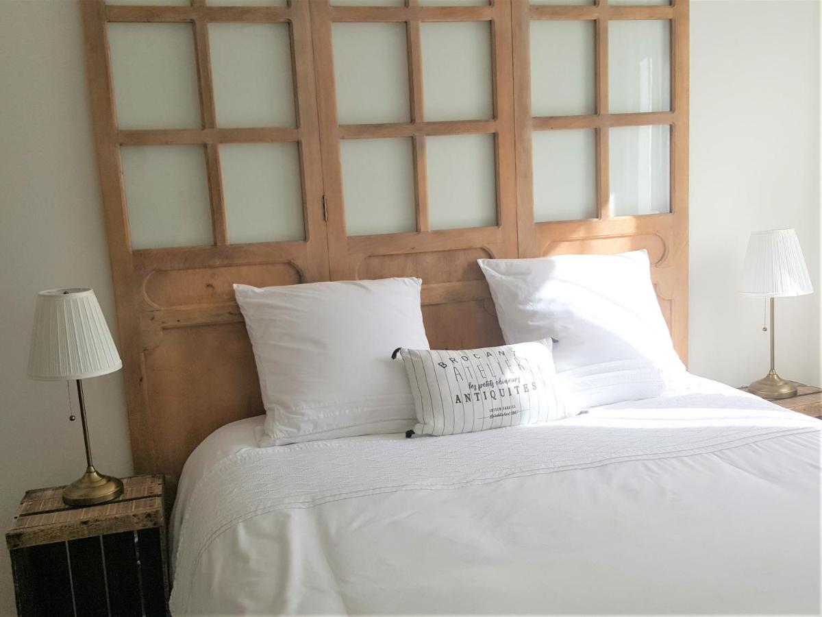 Guest House " Gite L'Atelier Du 6"- Calme - Jardin Тур Екстериор снимка